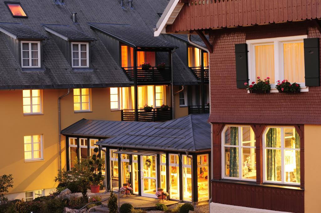 Ferien Residenz Bergfried Hotel Hinterzarten Eksteriør billede
