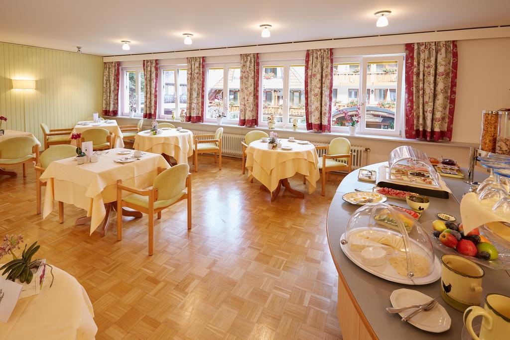 Ferien Residenz Bergfried Hotel Hinterzarten Eksteriør billede
